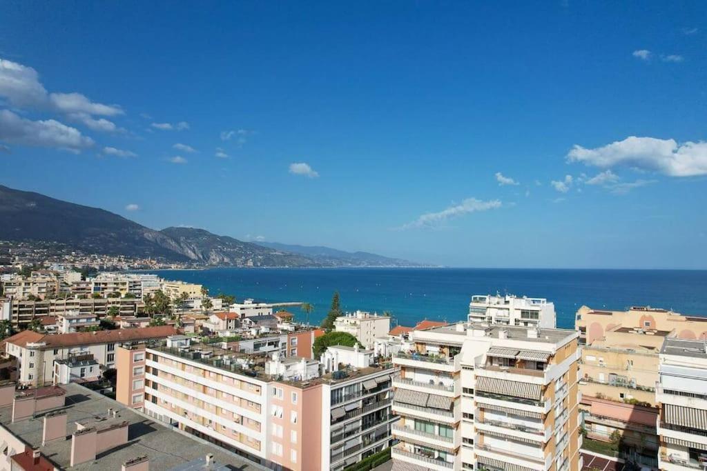 Appartement T2 En Bord De Mer Roquebrune-Cap-Martin Bagian luar foto