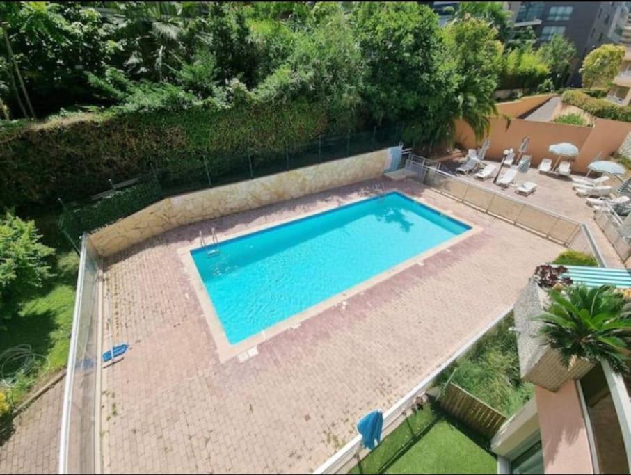 Appartement T2 En Bord De Mer Roquebrune-Cap-Martin Bagian luar foto