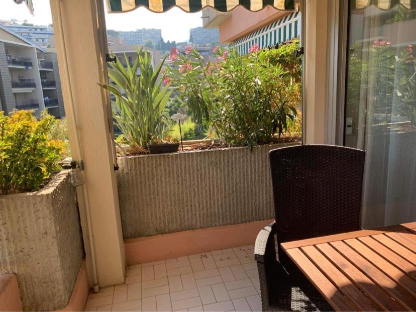 Appartement T2 En Bord De Mer Roquebrune-Cap-Martin Bagian luar foto